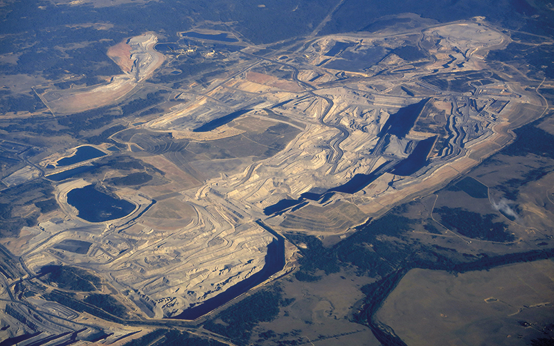 Mount Thorley Warkworth coal mine in New South Wales, Australia Trading relationships Mining_CREDIT_Getty-1341568106